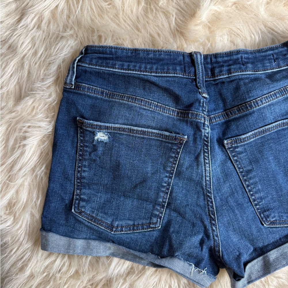 Universal Thread High Rise Midi Distressed Jean Shorts - Picture 10 of 11